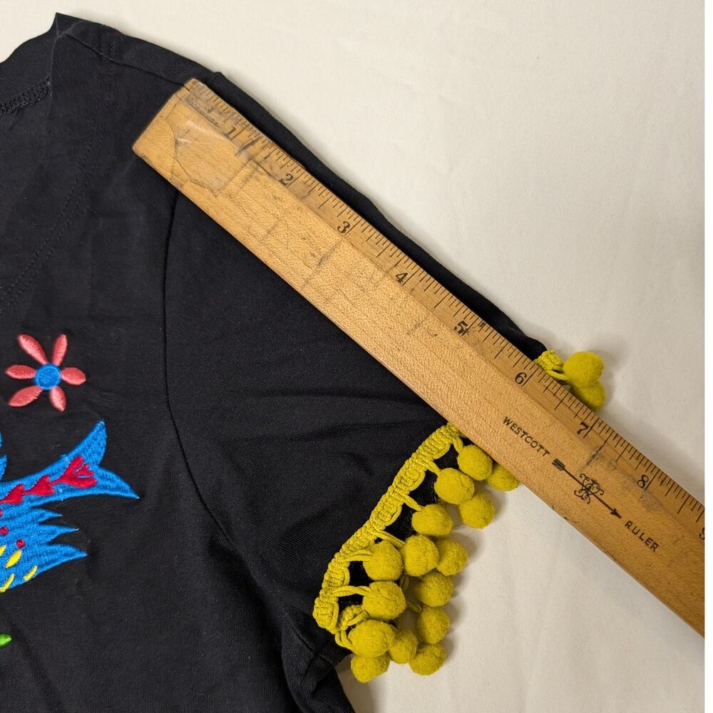 Too Fast Embroidered Bird Pom Pom Trim Cotton Blend T Shirt Sz M Boho Festival - Picture 4 of 12